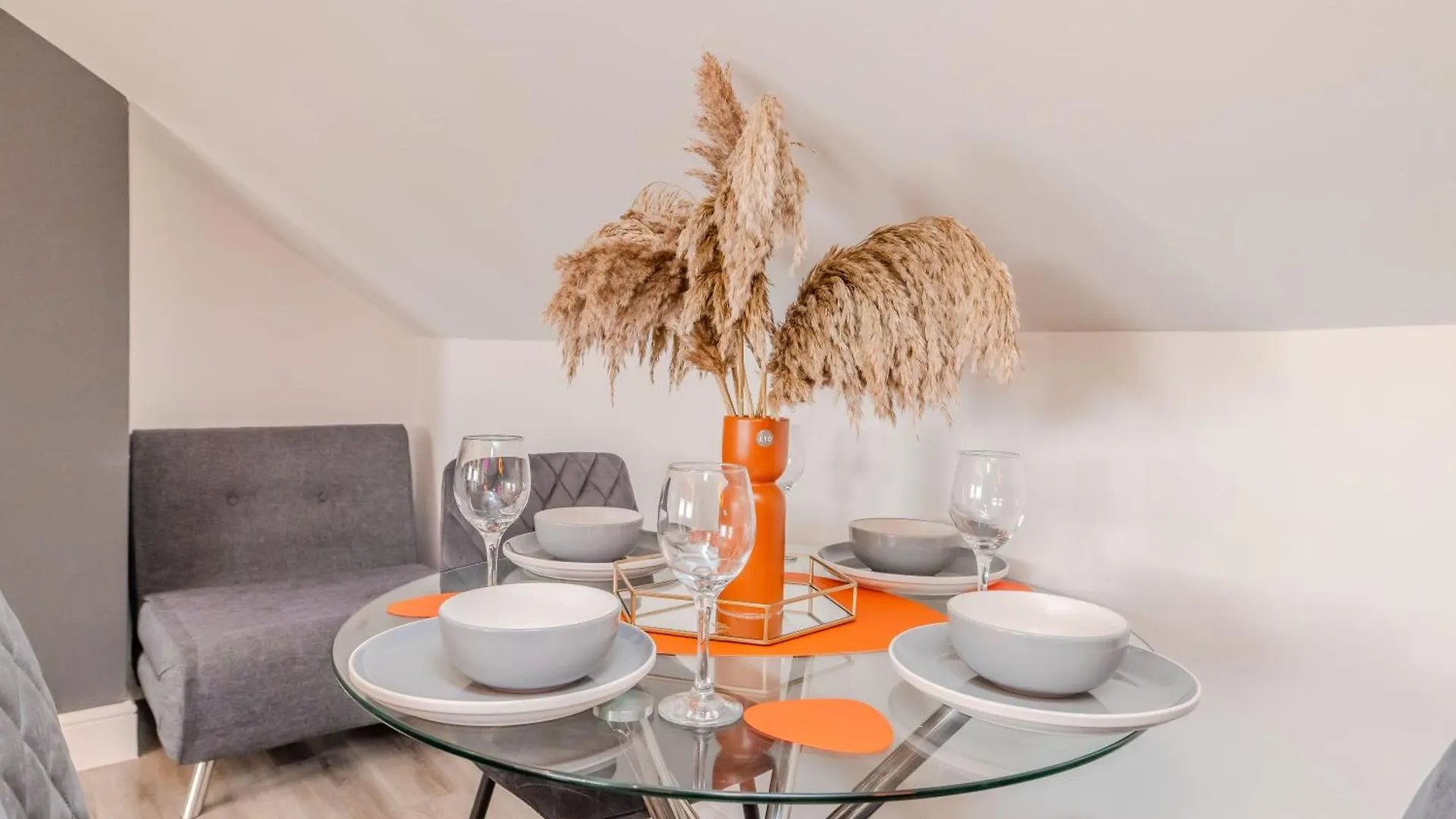 아파트 2-Bedroom Flat With Free Parking 브라이턴 영국